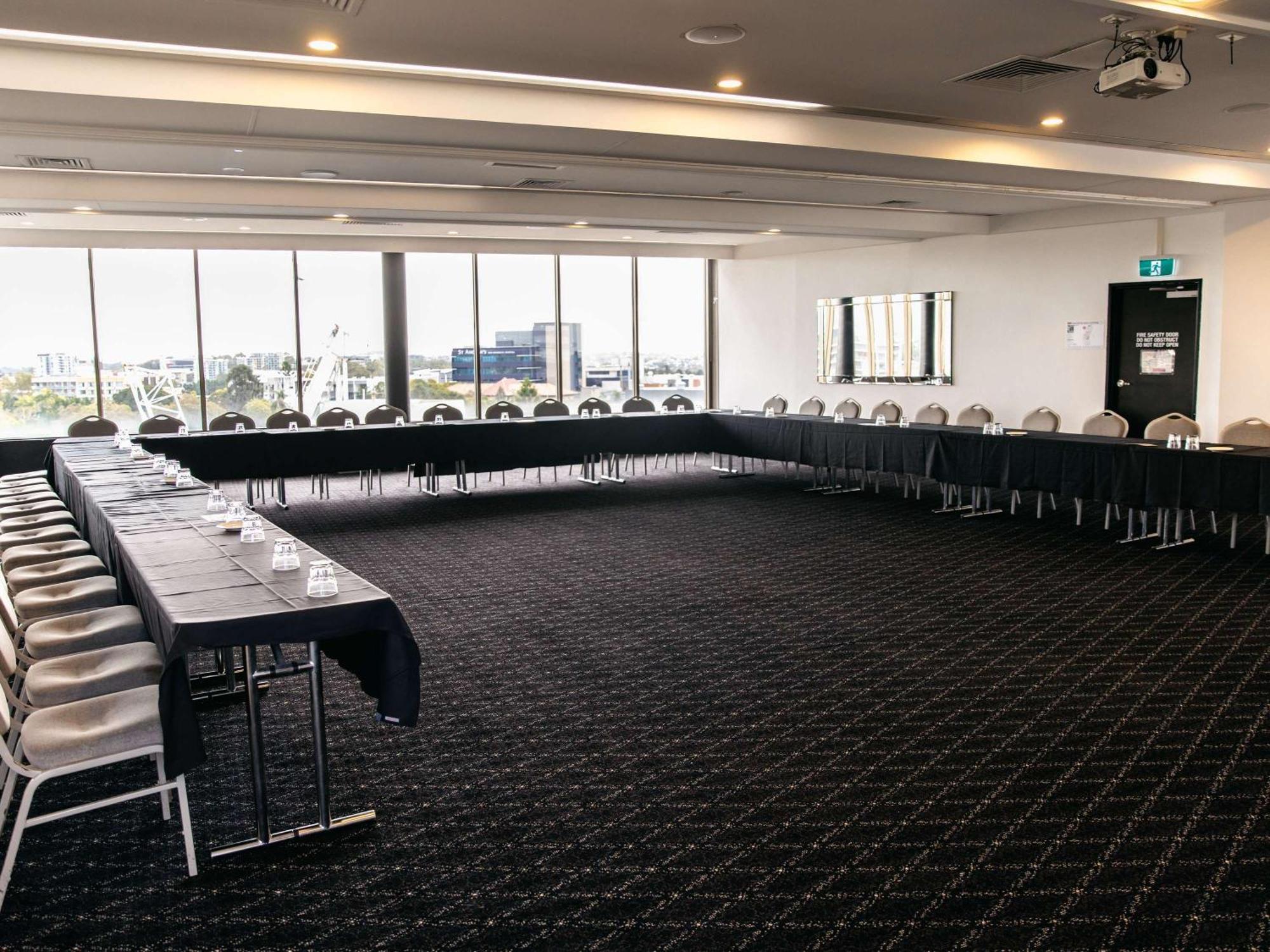 Mercure Brisbane Spring Hill Экстерьер фото